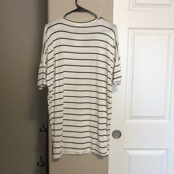 H.I.P. Créme de la Créme striped top NWT - Picture 6 of 6